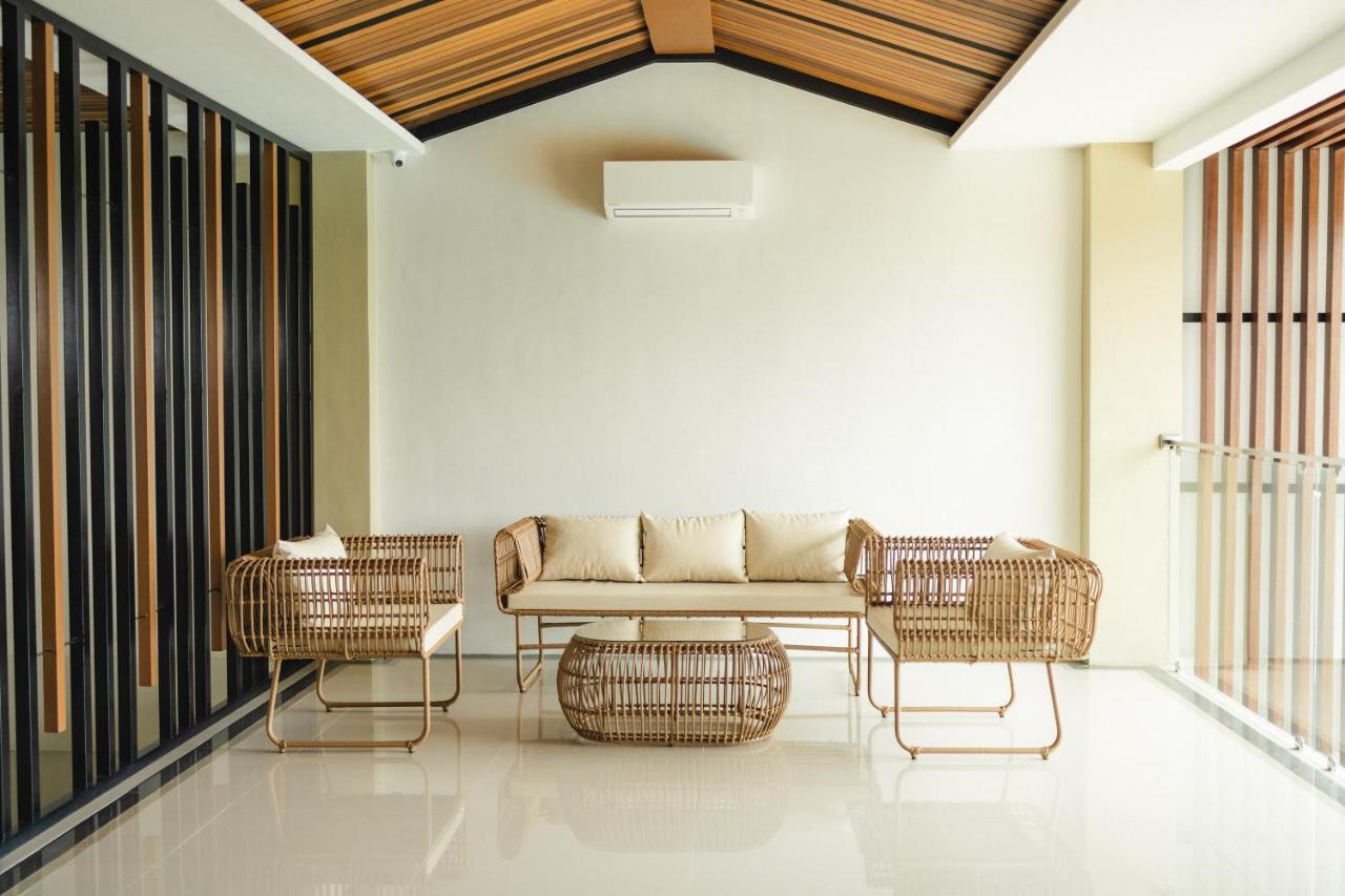 River Palm Hotel And Resort Powered By Cocotel Bugallon Exterior foto